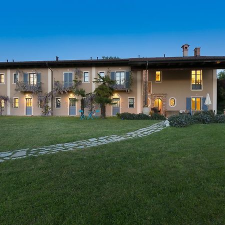 Cascina Arcangelo Raffaele Verduno Buitenkant foto