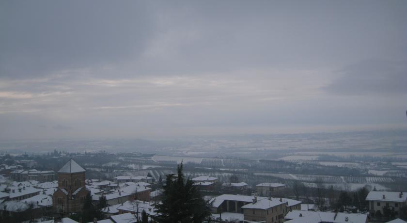 Cascina Arcangelo Raffaele Villa Verduno Buitenkant foto