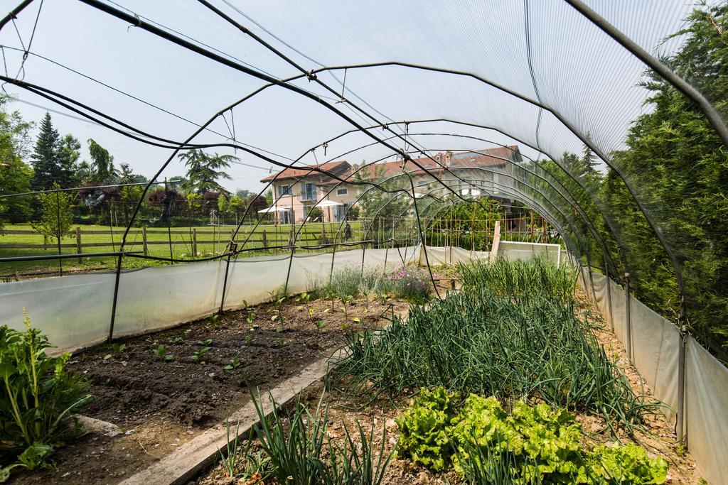 Cascina Arcangelo Raffaele Villa Verduno Buitenkant foto