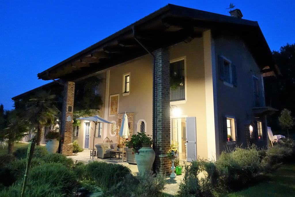 Cascina Arcangelo Raffaele Verduno Buitenkant foto